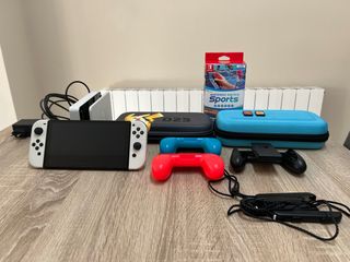 Nintendo Switch OLED Bianca e Nera