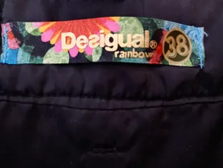 Falda Desigual Talla 38 Negra Acampanada