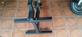 Máquina de musculación multiestación