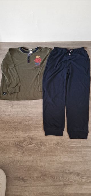 LOTE DE TRES PIJAMAS CON ETIQUETA