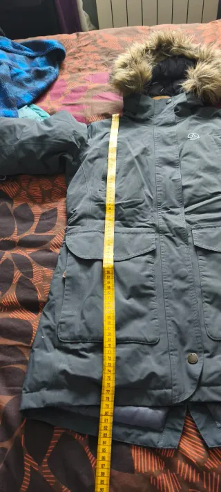 Abrigo Ternua plumas Gore-Tex