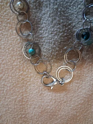 Collana media lunghezza con perline