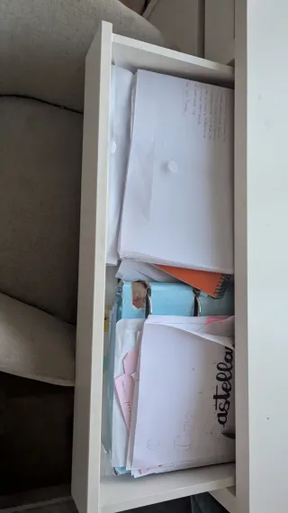 Escritorio infantil MICKE IKEA blanco