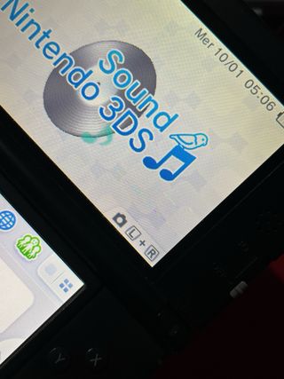 Nintendo 3DS XL con caricabatterie