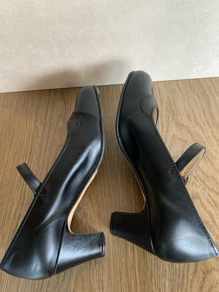 Zapatos de baile de piel negros con punteras