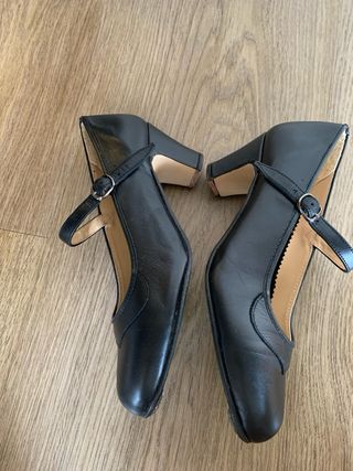 Zapatos de baile de piel negros con punteras