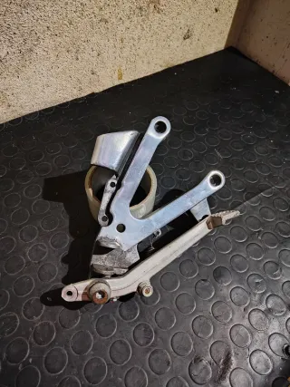 Pedana dx Aprilia RS 125