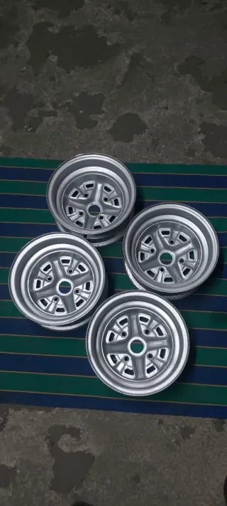 Llantas Mini Cooper Clásico 10".