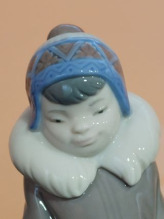 Lladró 5238 Niño Esquimal con Mascota Porcelana