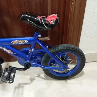 Bicicleta infantil azul Racing