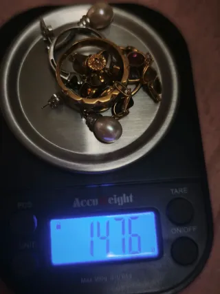 Anillos y joyas Oro 1ª Ley con zafiro y diamantes