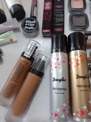 Set di trucco Douglas e borse