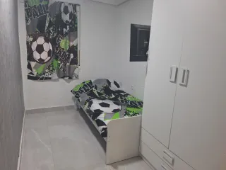 Piso planta baja con puerta independiente particul