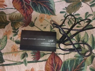 Adaptador Universal Portátil 120W para ordenador