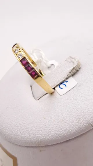 Anillo Oro 18k Rubíes y Diamantes