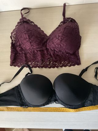 Set reggiseni pizzo nero e viola