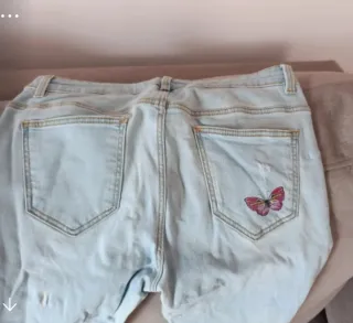 Vaqueros Talla 38 con Mariposa