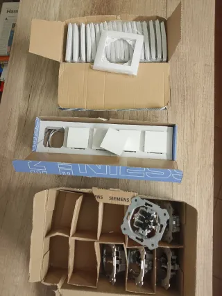 Lote mecanismos eléctricos