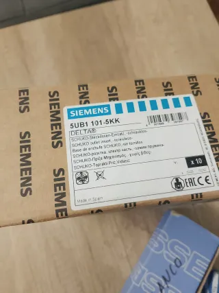 Lote mecanismos eléctricos