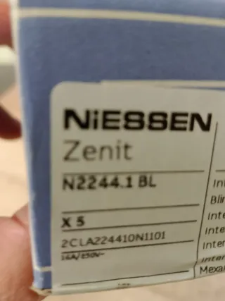 Lote mecanismos eléctricos