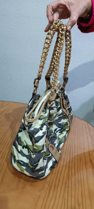 Bolso de mano camuflaje