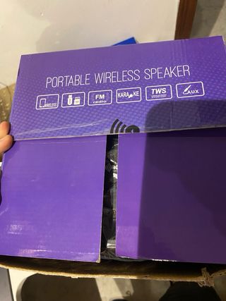 Altavoz Portátil GO ROCK Wireless LED