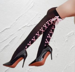 Medias Panty Sexy Negras con Lazo Rosa