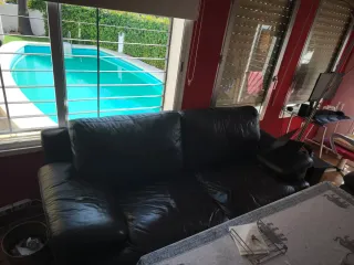 Sofá de 2 plazas de cuero