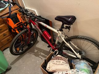 Bicicleta Decathlon Roja y Blanca