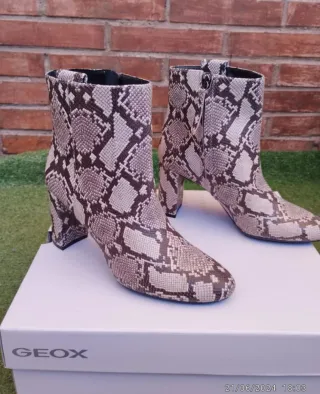 Botas Geox Mujer Animal Print Tacón