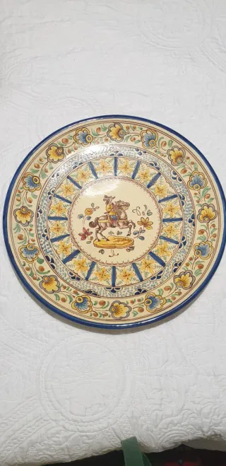 Platos Talavera Pintados a Mano 75euros unidad