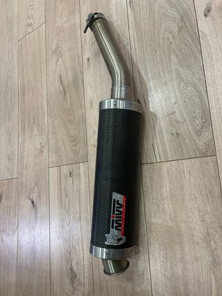 Escape Mivv Yamaha R6 2003-2005 Carbono y titanio