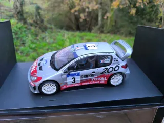 Peugeot 206 WRC - AutoArt 1:18