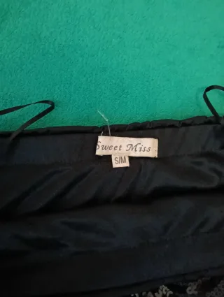 Falda Sweet Miss negra lentejuelas