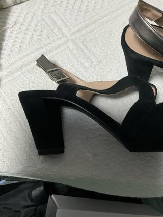 Sandalias tacón negras y plata