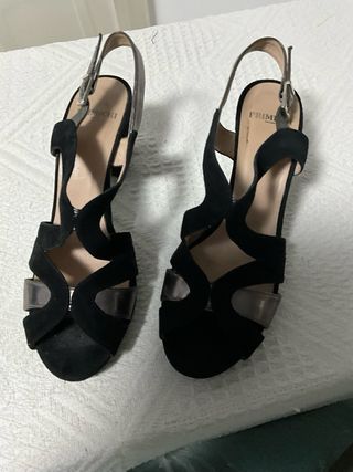 Sandalias tacón negras y plata