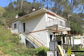 Chalet en venta en Torrelles de Llobregat