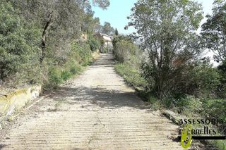 Chalet en venta en Torrelles de Llobregat