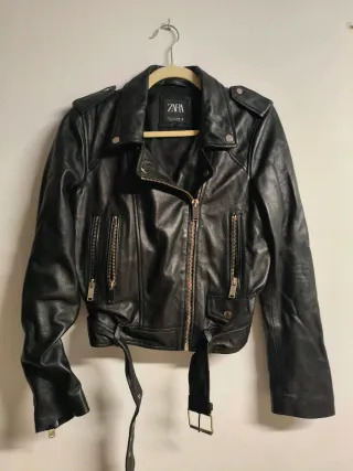 Cazadora Zara Mujer Negra