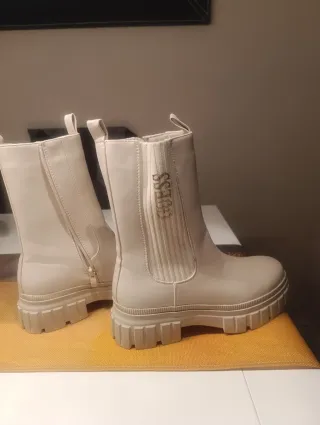 Botines Guess Beige Mujer