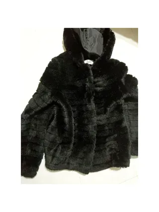 Eco pelliccia sintetica con cappuccio