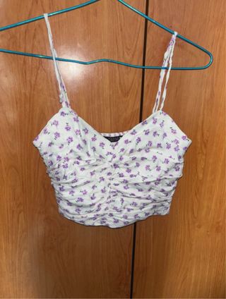 Blusa corta floral tirantes