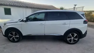 Peugeot 5008 2019