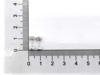 pendientes oro 18k con piedra con diamante