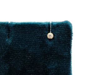 alfiler oro 18k con piedra con circonita