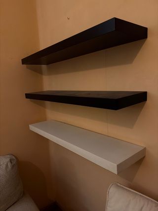 Estanterías IKEA Negras y Blancas