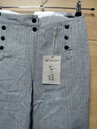 Pantalón gris de vestir nuevo