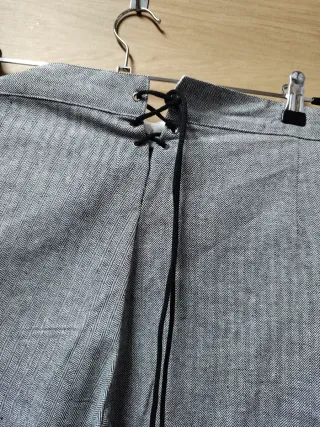 Pantalón gris de vestir nuevo