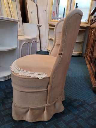 Poltroncina bassa vintage