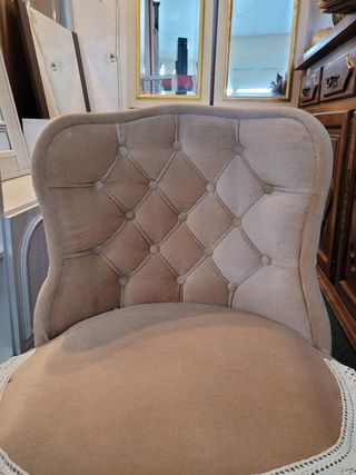 Poltroncina bassa vintage